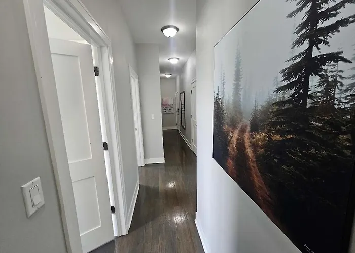 Spacious Modern Pilsen Retreat Sleeps 8 Near Downtown Apartamento *