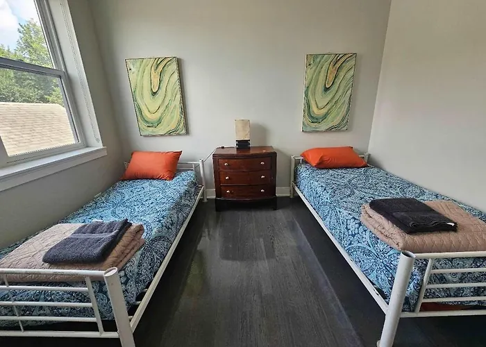 Apartamento Spacious Modern Pilsen Retreat Sleeps 8 Near Downtown *